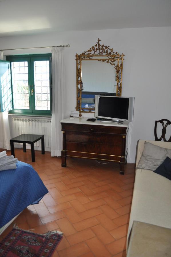 Bed and Breakfast Casale Vicino Al Golf Nazionale à Monterosi Extérieur photo