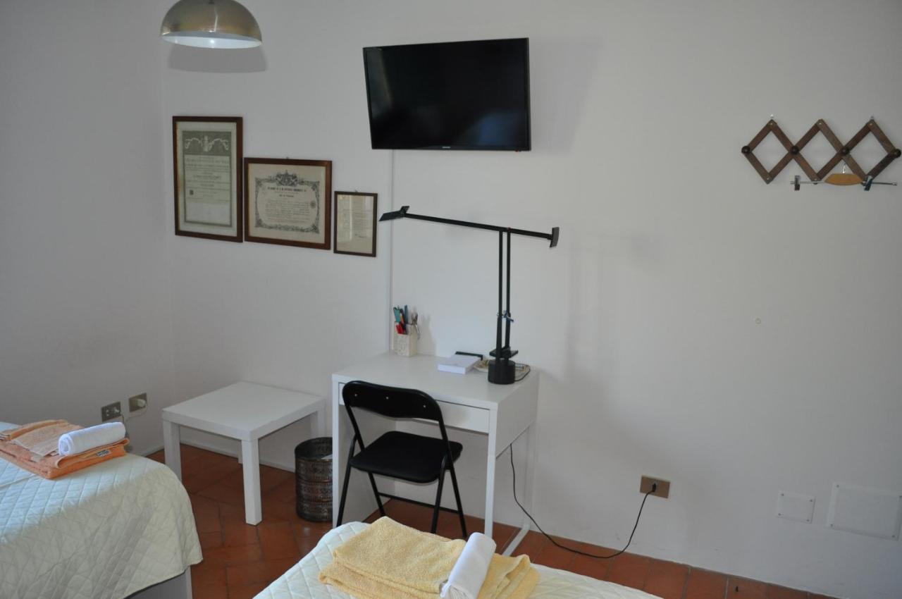 Bed and Breakfast Casale Vicino Al Golf Nazionale à Monterosi Extérieur photo